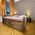 P&j Grodzka Apartment