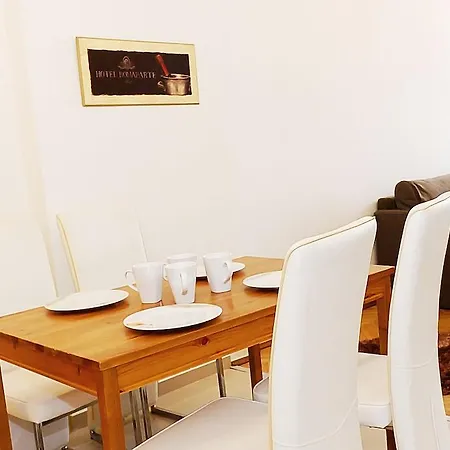 Apartment P&j Stolarska Krakau