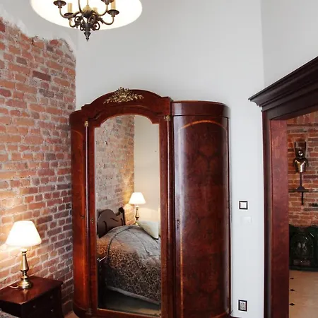 P&j Stolarska Apartment