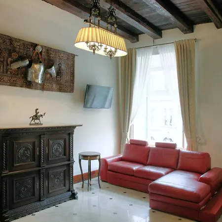 P&j Stolarska Apartment